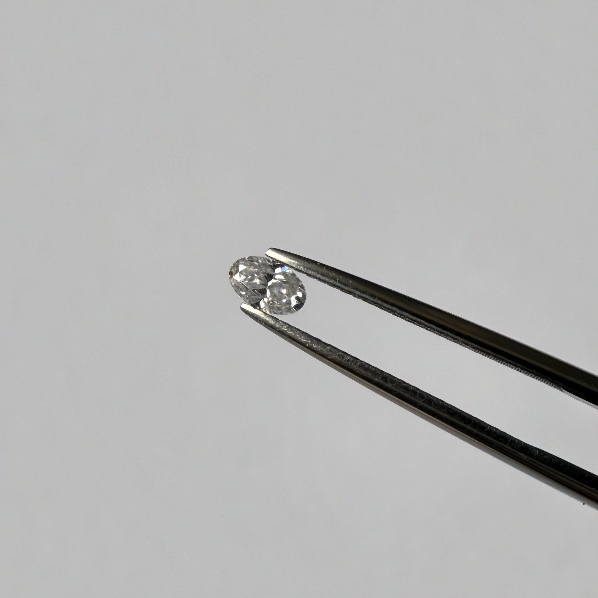 Oval Moissanite Loose Stones by the Carat — D VVS, Calibrated (Wholesale)